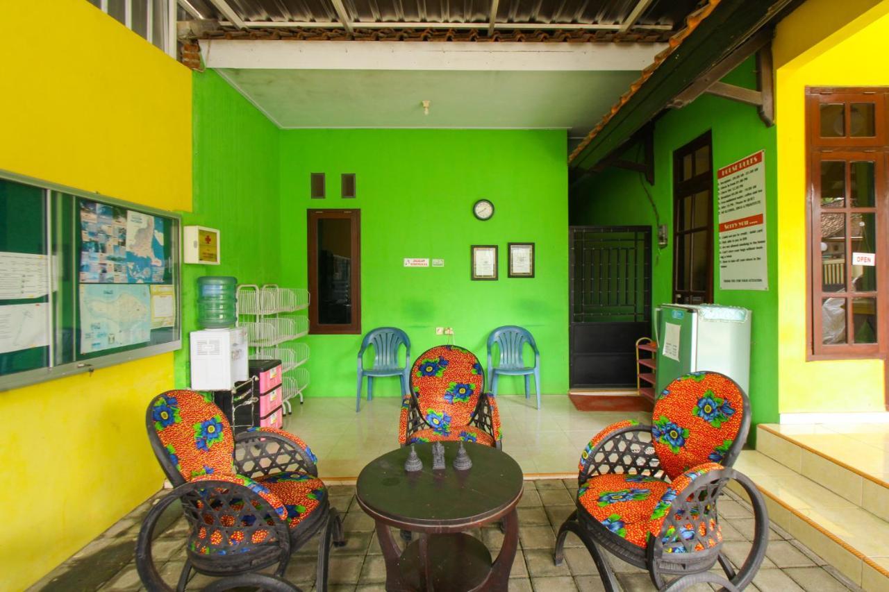 Spot On 1931 Kampung Osing Inn Banyuwangi  Luaran gambar